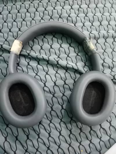 Baseus Bluetooth headphone - Working 100 percent