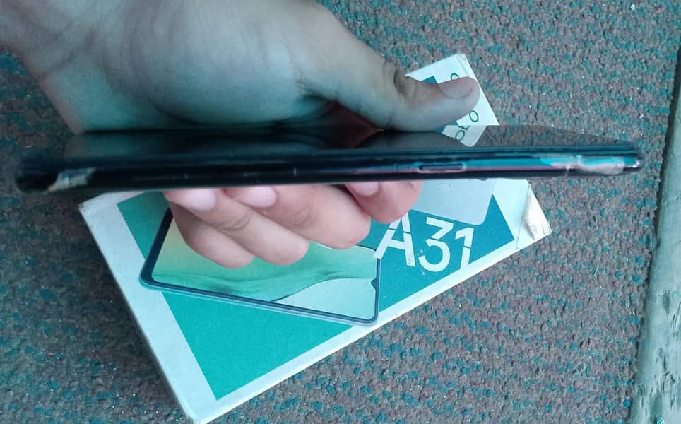 OPPO A31 7