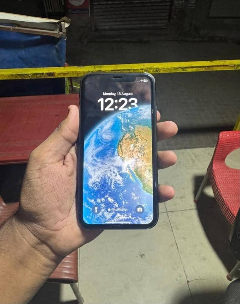 Apple iPhone 11 1