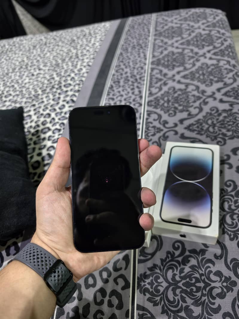 iphone 14 pro max 1
