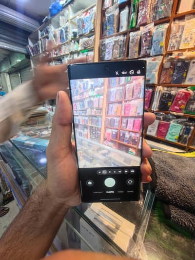 Samsung Mobile S22 Ultra