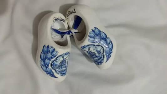 Vintage Ceramic Holland Windmill Miniature Clogs