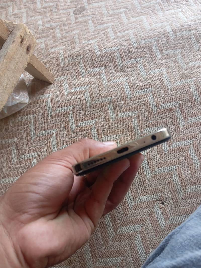 Tecno Spark 20 1