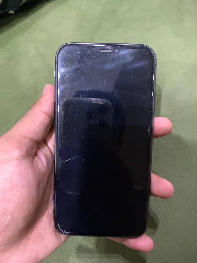 Apple iPhone 11 6