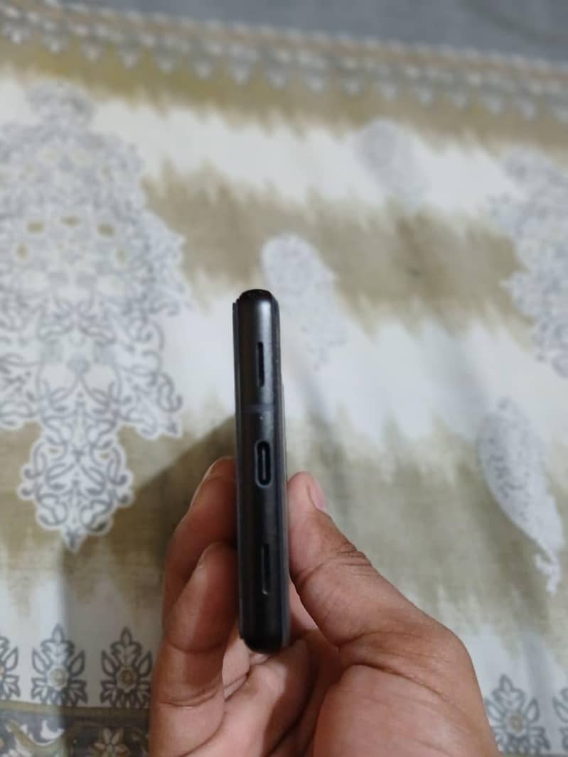 Google Pixel 6a 3