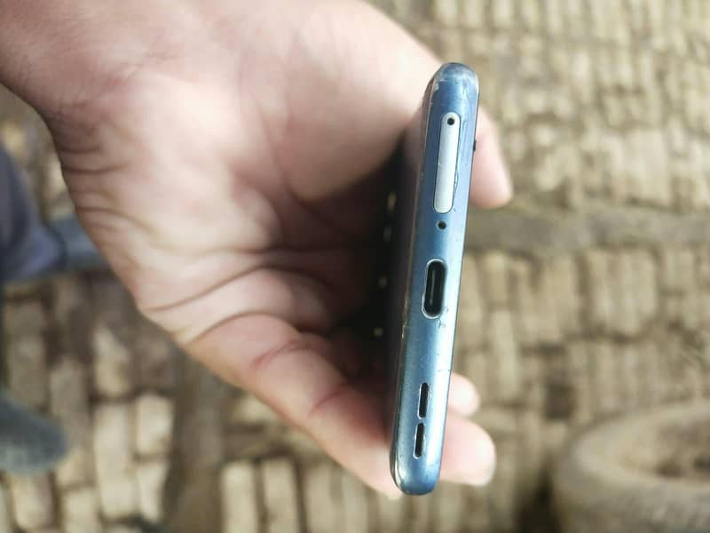 One Plus 8 8/128 4