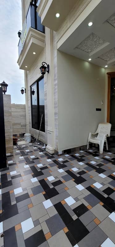 Luxury 5 Marla House for Sale | 5 Beds | Royal Enclave 1, Etihad Town Phase 1