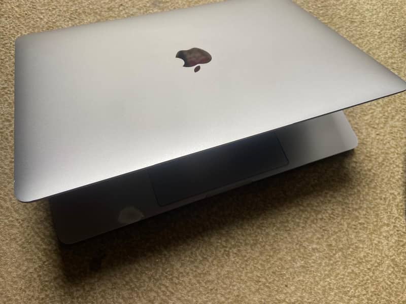 macbook pro 2019 1