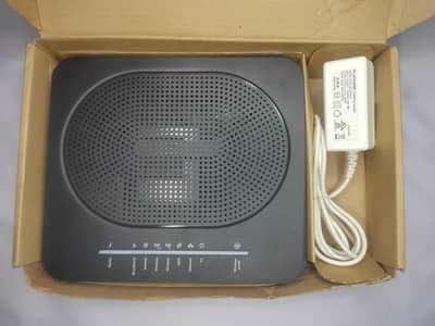 Technicolor DWA0120 Dual Band 5GHz Gigabit Router - Complete Box Pack