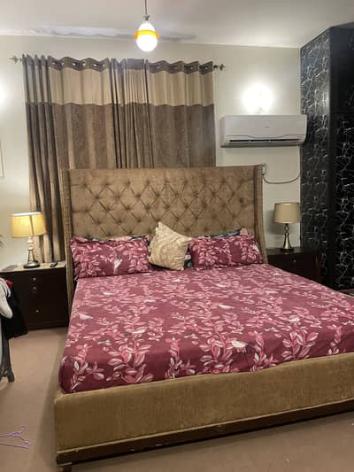 bed with dressing n side table