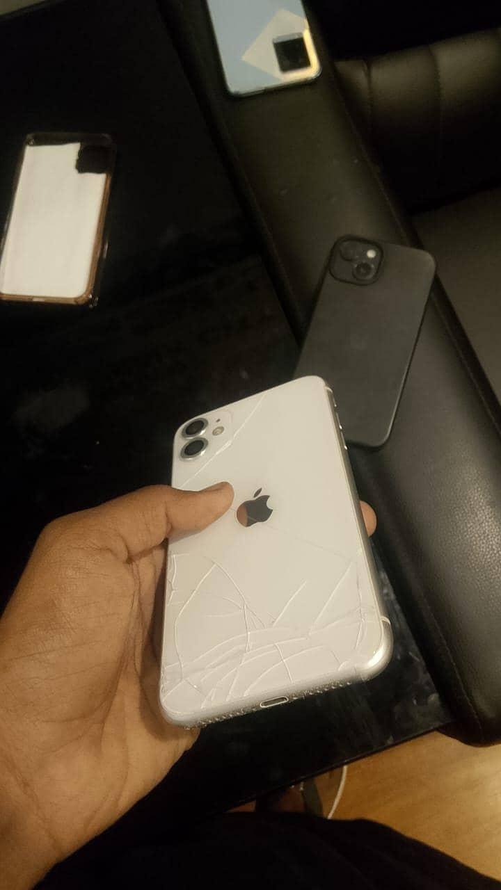 Apple iPhone 11 1