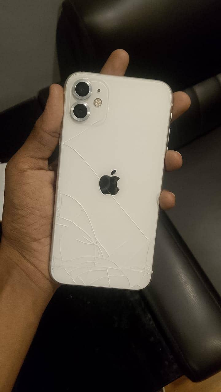 Apple iPhone 11 2