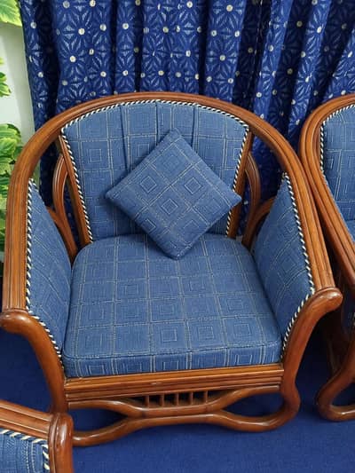 Beautiful Sofa Set for Sale – Great Condition
