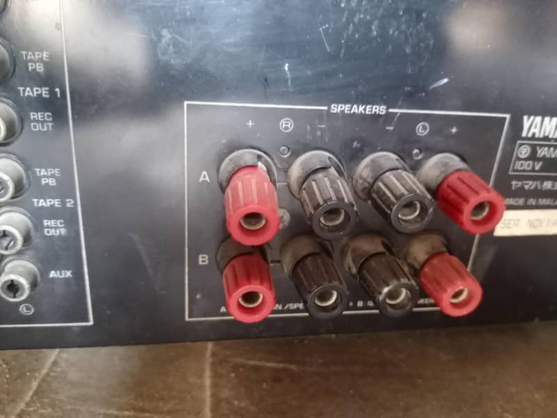 Yamaha amplifier          03026002727 7