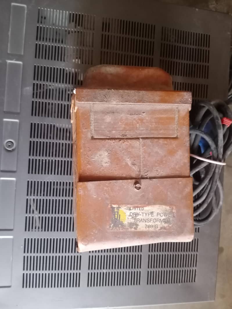 Yamaha amplifier          03026002727 9