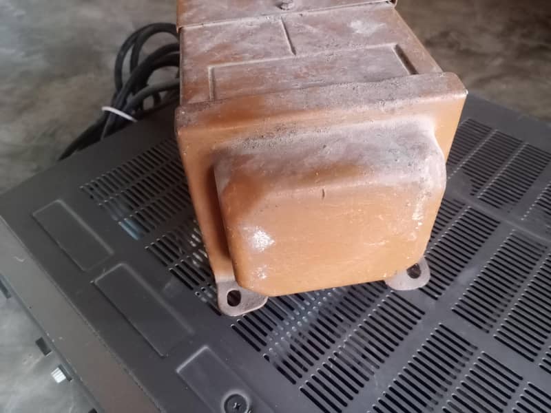 Yamaha amplifier          03026002727 10