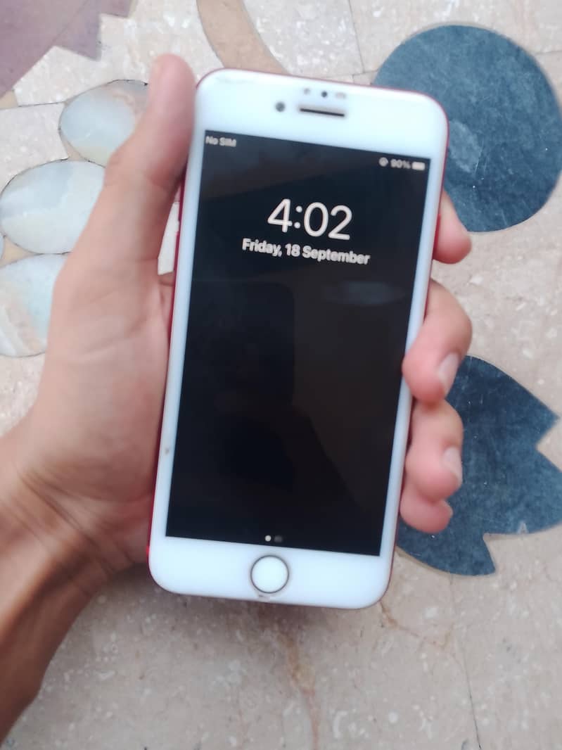 Apple iPhone 7 1