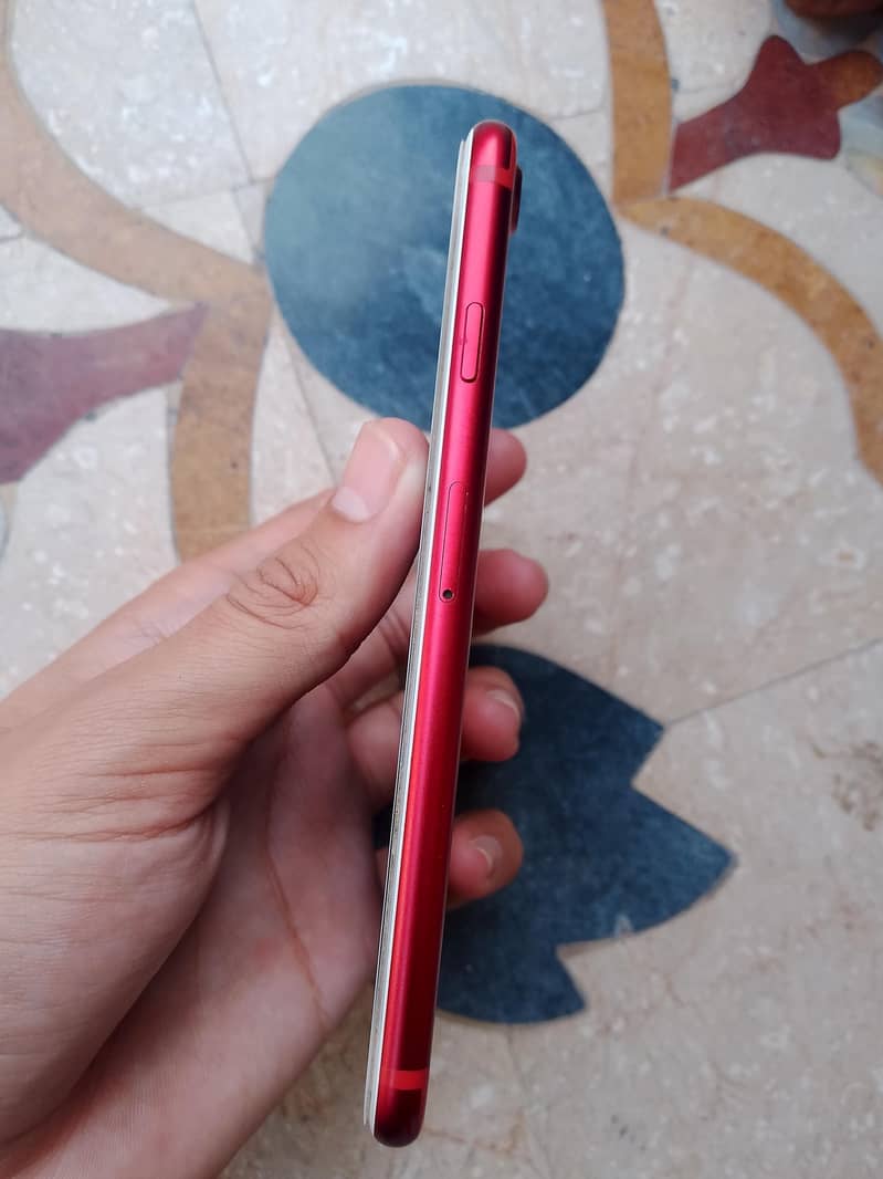 Apple iPhone 7 2