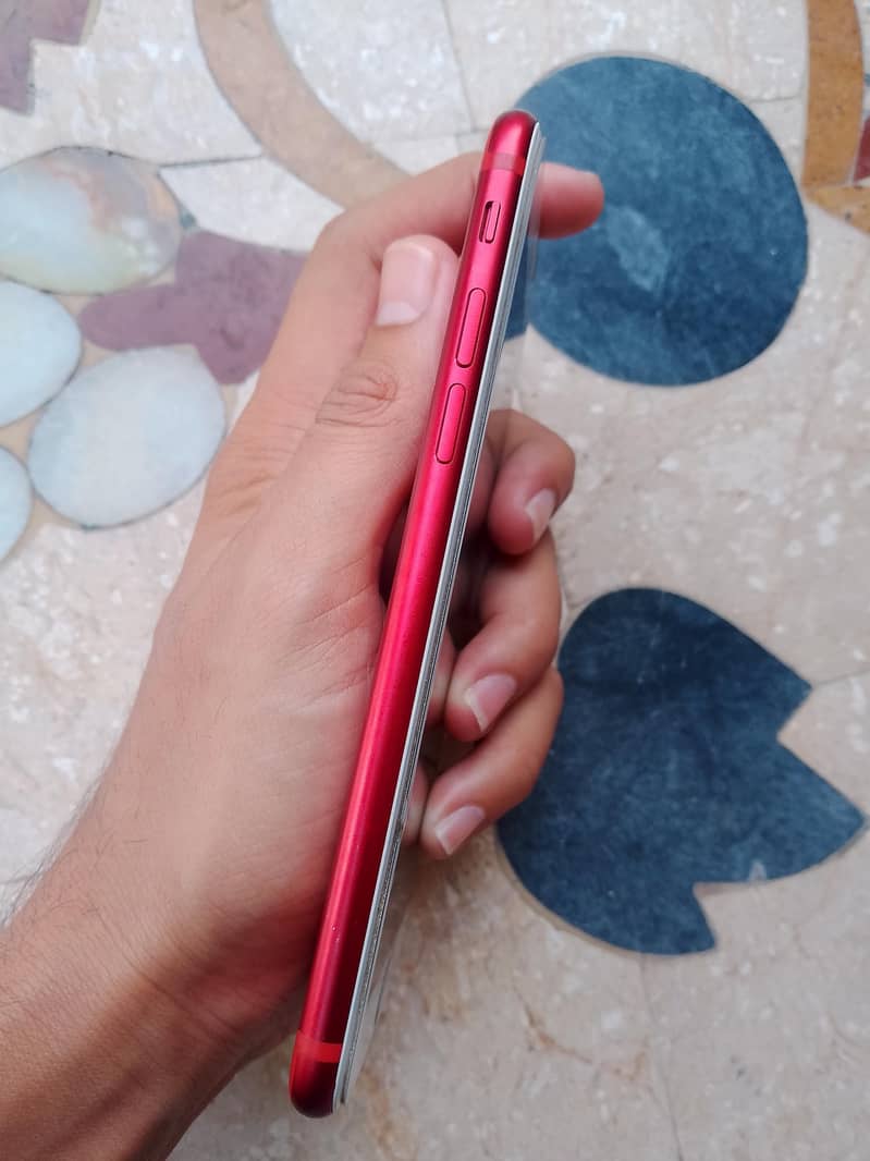 Apple iPhone 7 4