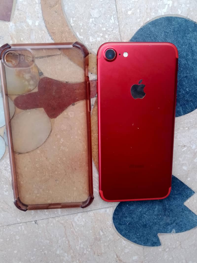 Apple iPhone 7 10