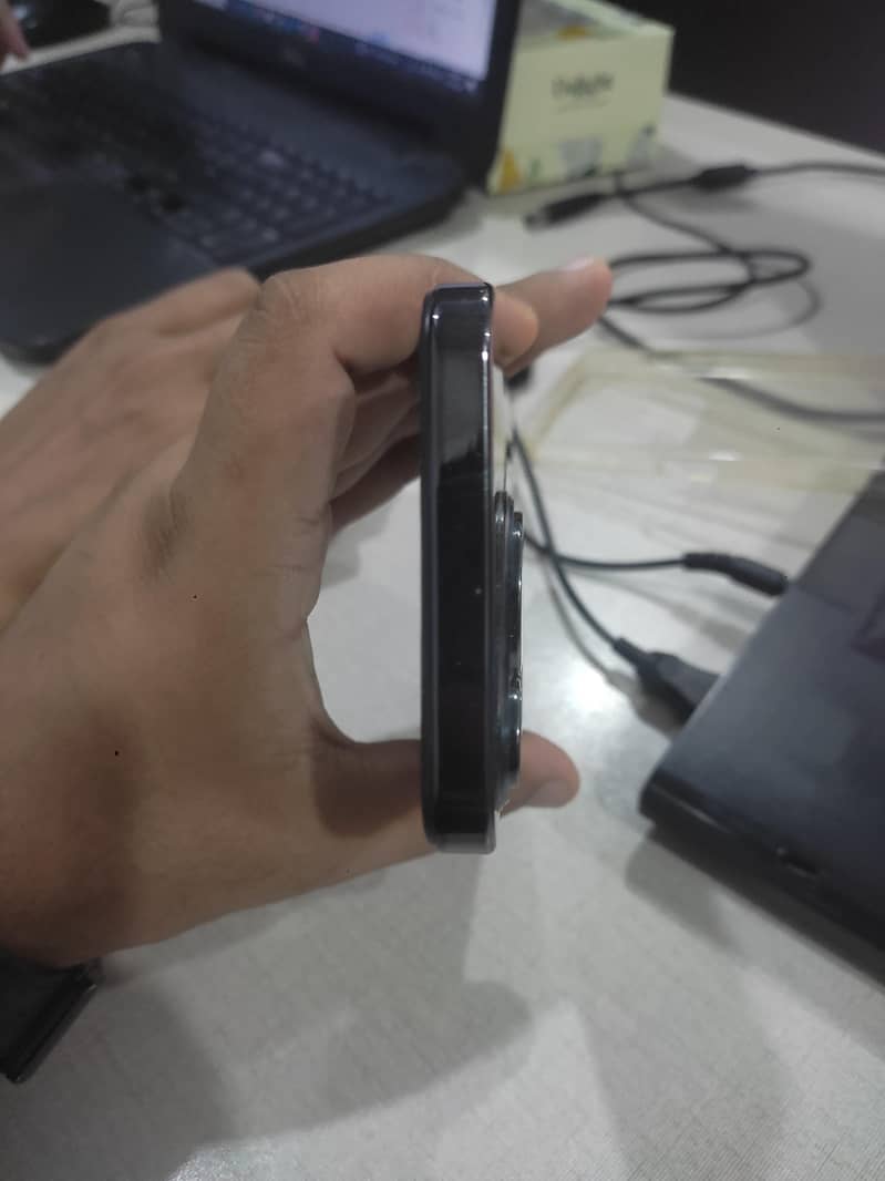 G'Five Note 25 3