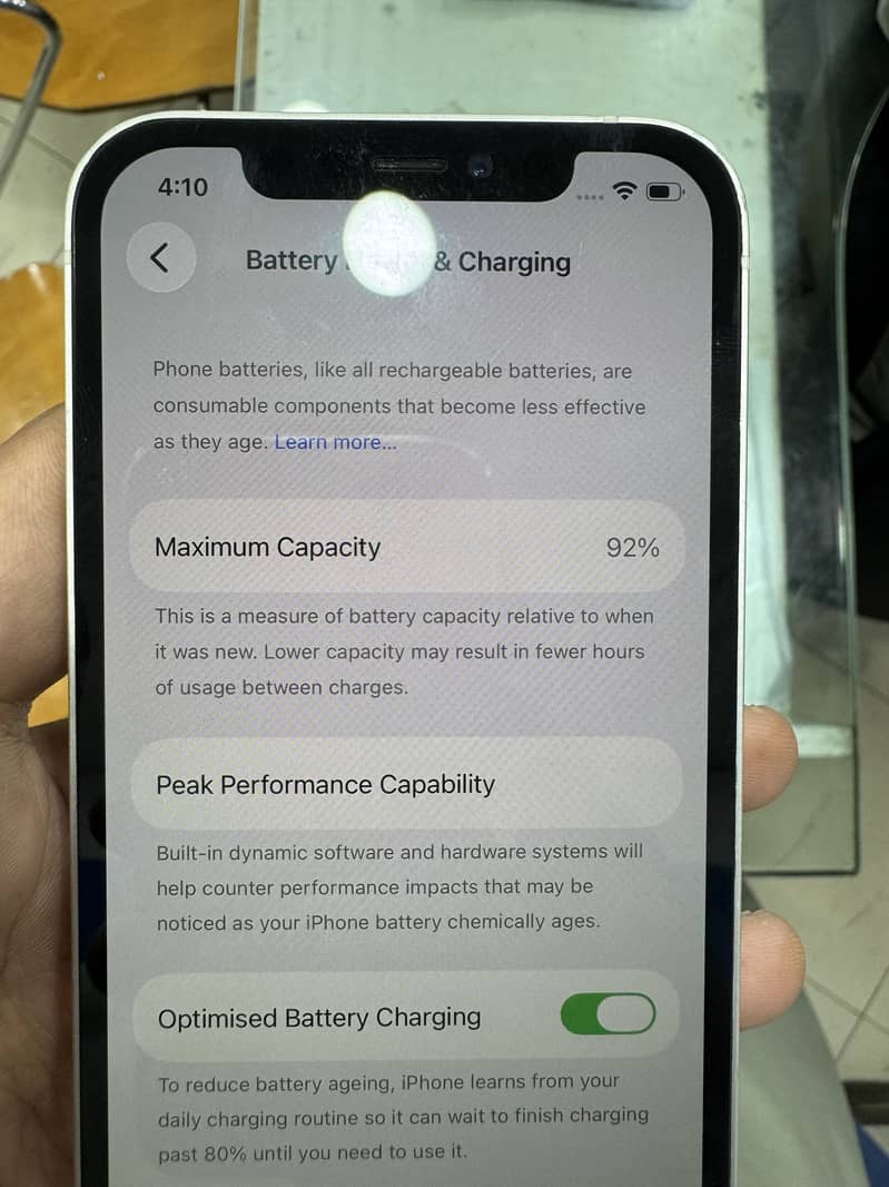 Apple iPhone 12 3