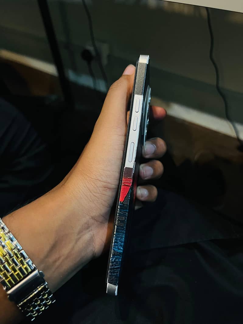 Tecno Spark 30 3