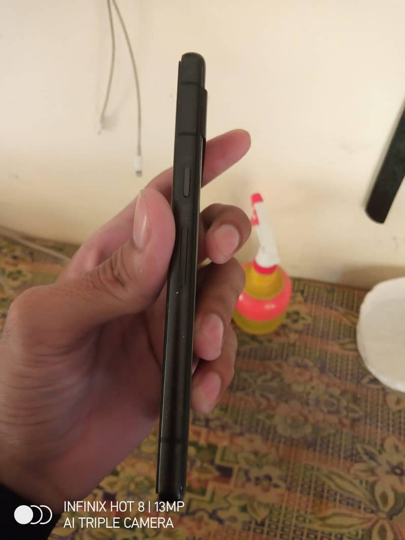 Google Pixel 7a 5