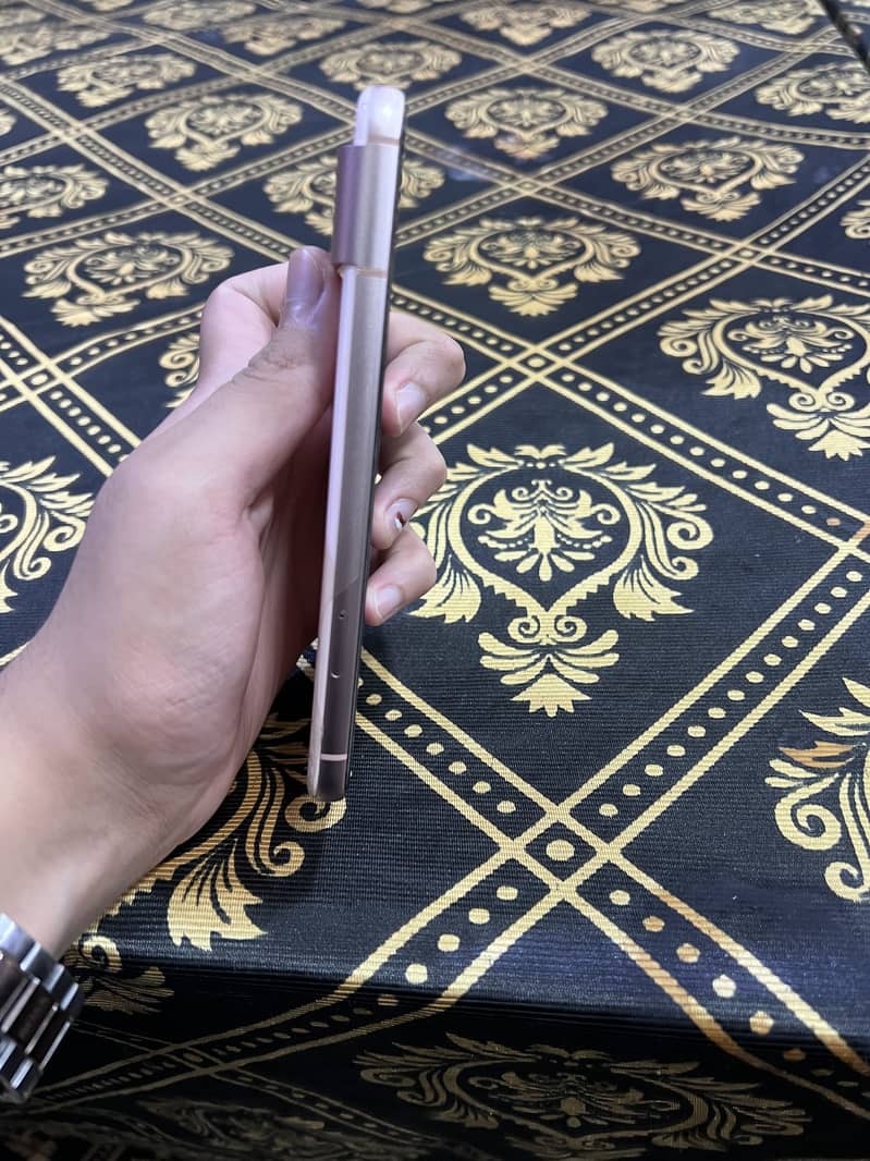 Google Pixel 8 3