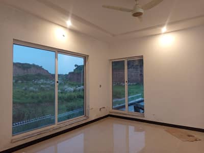 2 kanal upper portion available for rent