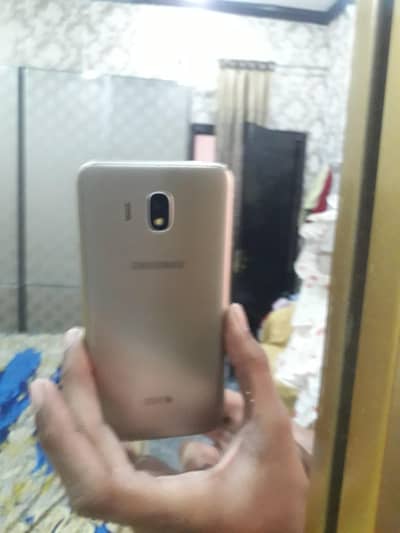Samsung Mobile J4 Plus