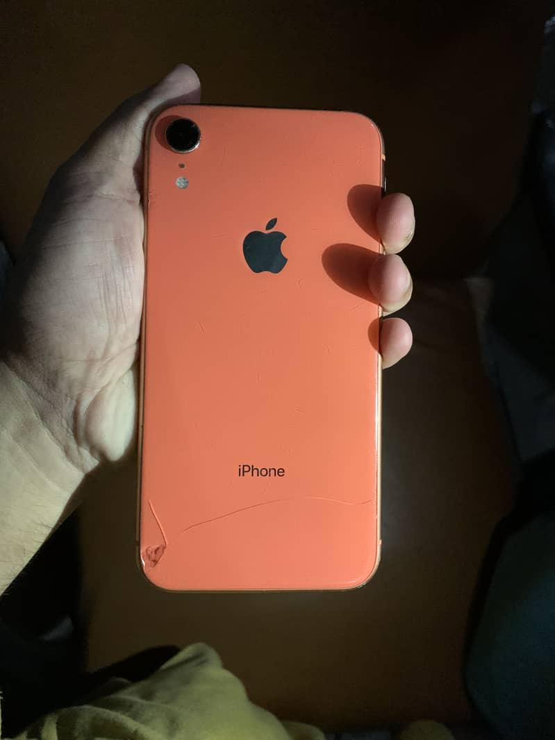 Apple iPhone XR 0