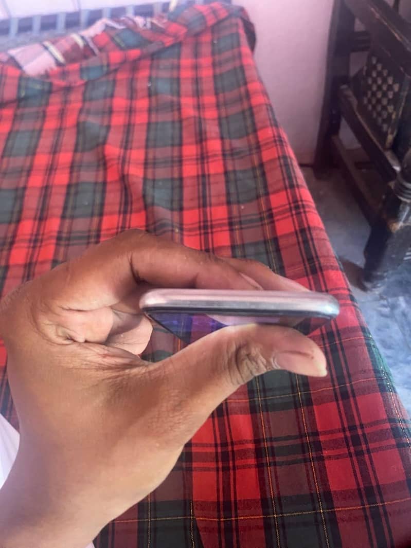 Apple iPhone X 2