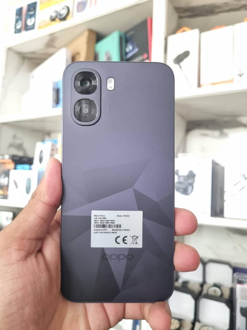 OPPO A6k 4