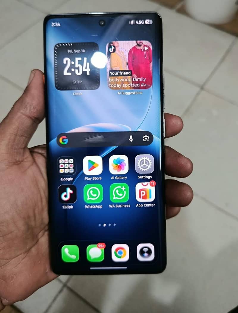 Tecno CAMON 40 Pro 5