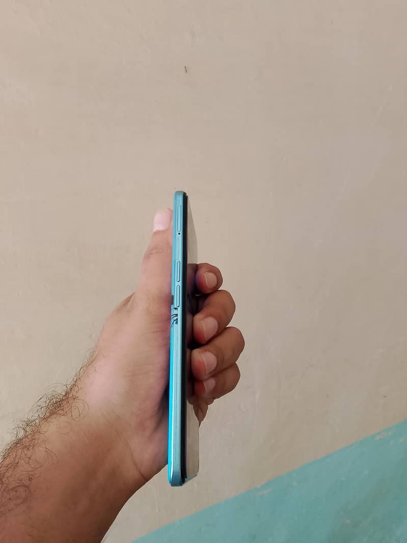 Realme 9 Pro Plus 4