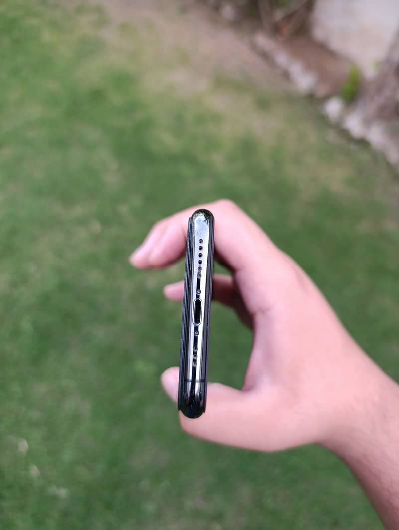 Apple iPhone 11 Pro 5
