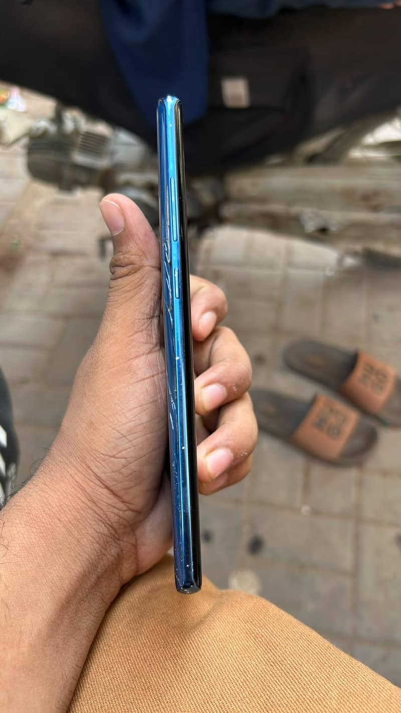 Samsung Mobile Note 8 3