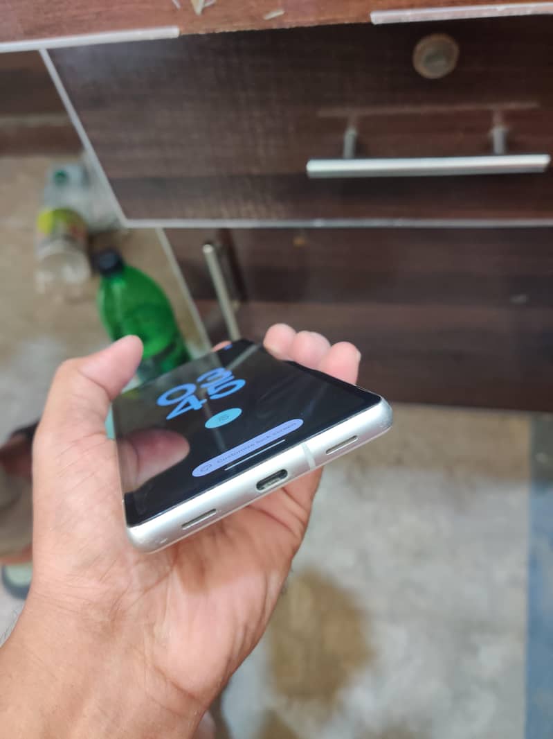 Google Pixel 7a 1