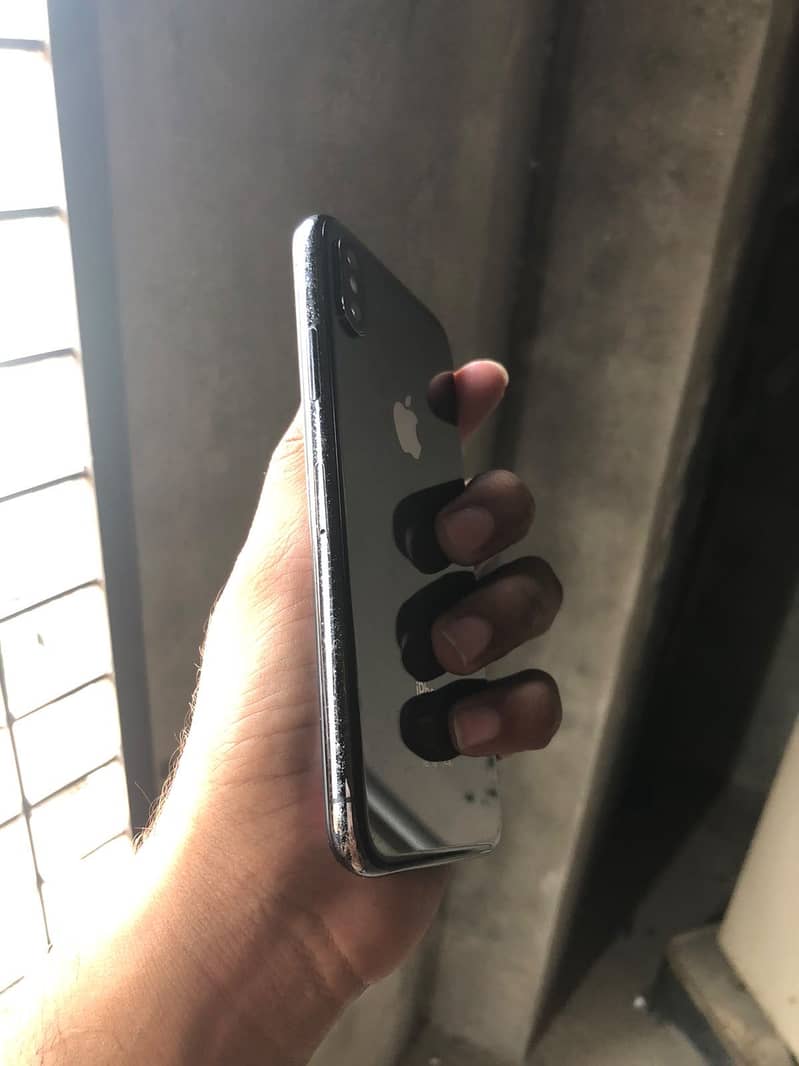 Apple iPhone X 2
