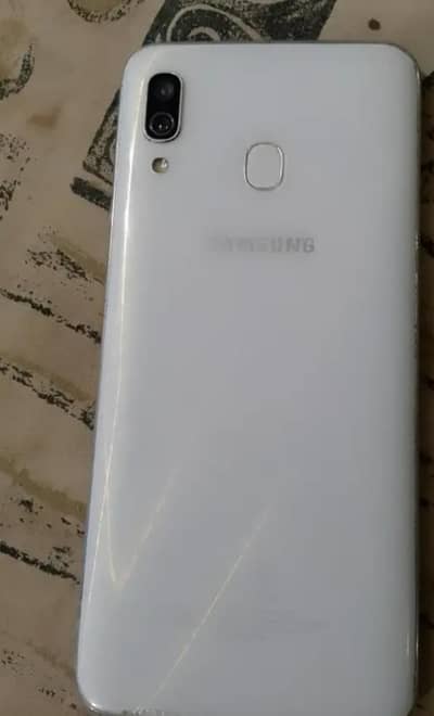 Samsung A30 4/64