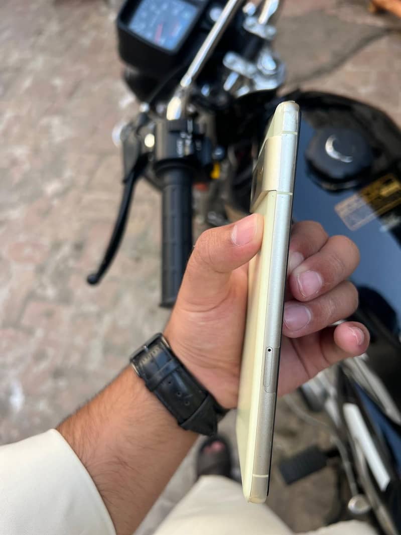 Google Pixel 7 3