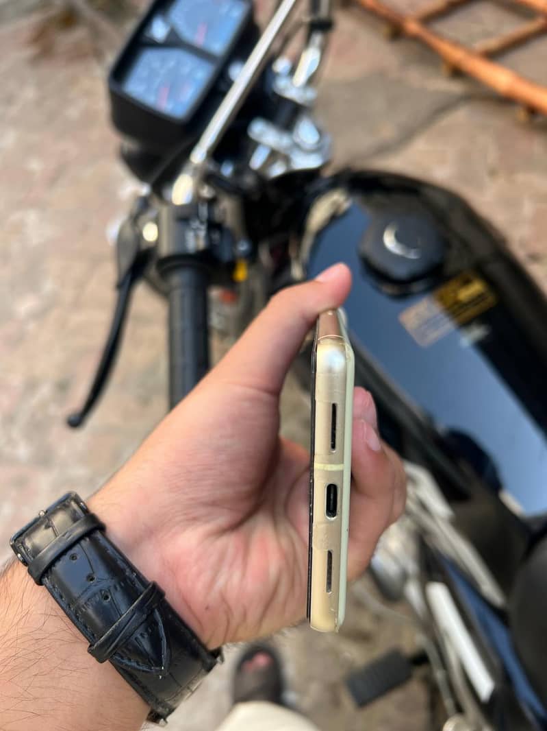 Google Pixel 7 6