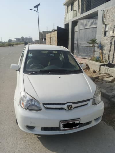 Toyota Platz 2003 model 2006 import and register documents 100/. ok