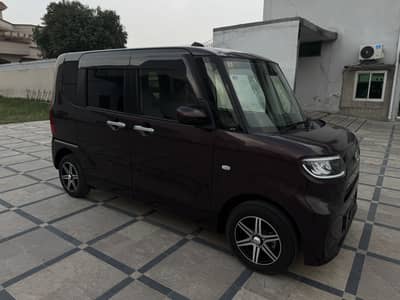 Daihatsu Tanto 23/25
