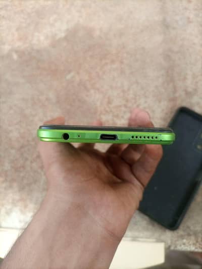 Infinix Hot 12