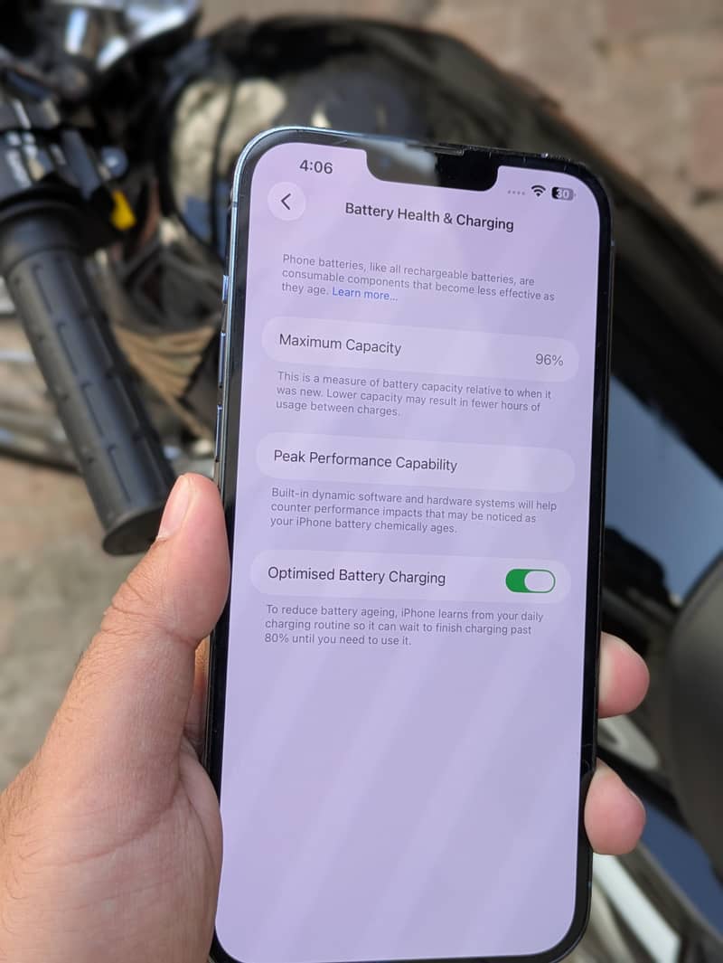 Apple iPhone 13 Pro Max 3