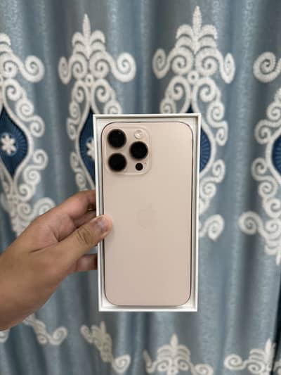 Apple iPhone 16 Pro Max