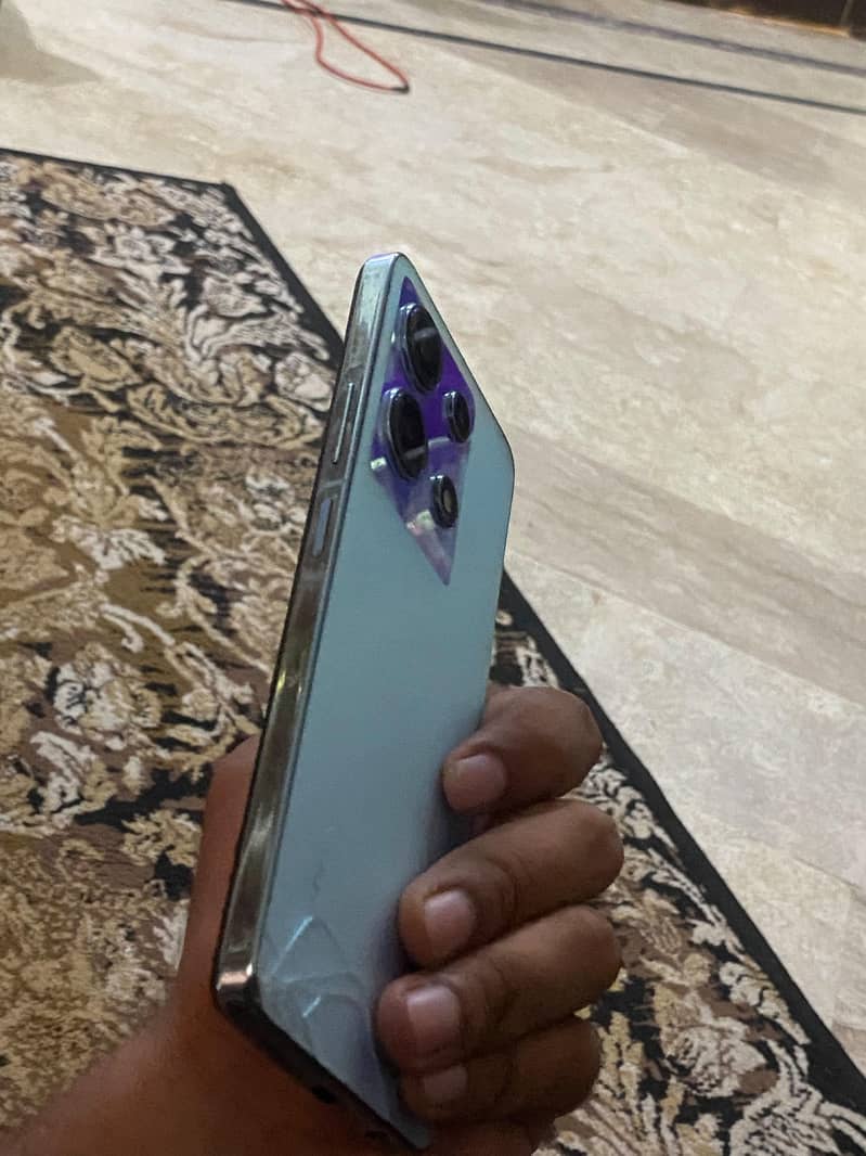 Infinix Note 30 5
