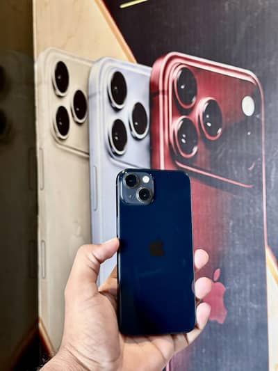 Apple iPhone 13